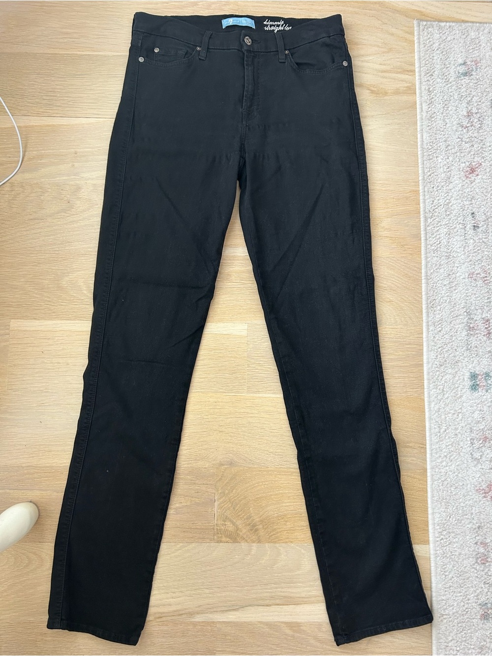 7 for all mankind- black- kimmie straight leg- size 31